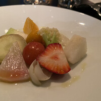 ラ・ボンヌターブル - 