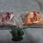 堀江製菓 - 農人形最中（ごまあん150円＆粒あん120円）