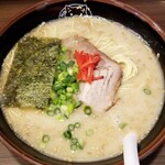 Hakata Ramen Isshou - 博多ラーメン