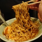 ラーメン マシンガン - カレーそば チェダーチーズ 味玉 TP 麺リフト