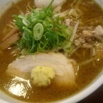 Ramen Kiraku - 味噌カレーラーメン味玉トッピング