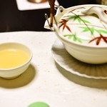 白船荘 新宅旅館 - 吸い物　土瓶蒸し仕立て