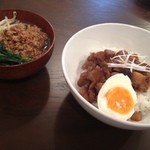 台湾フェア★本日のランチセット★タンツー麺とルーロー飯
