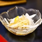 白船荘 新宅旅館 - 朝食　オニオンサラダ