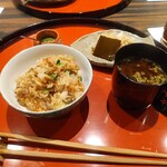 割烹 清風 - 食事：小エビの炊き込みご飯