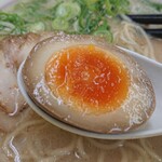 名代ラーメン亭 - 煮玉子