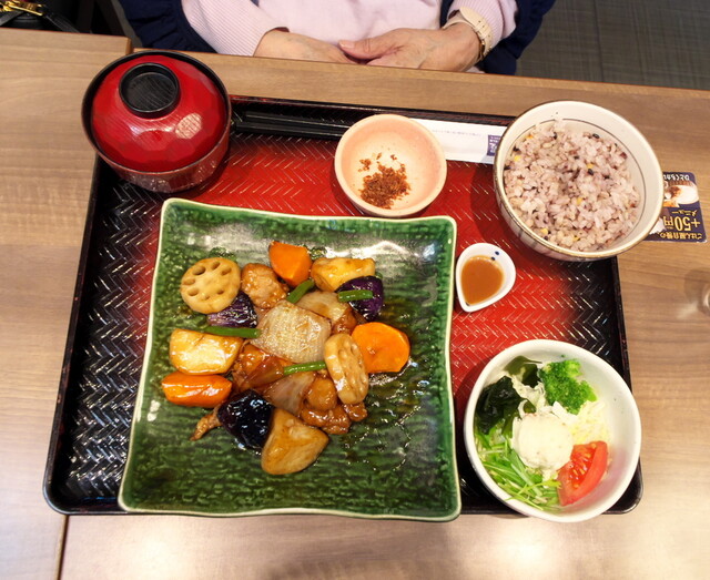 大戸屋 東急日吉駅ビル店 おおとや 日吉 定食 食堂 食べログ 大戸屋 東急日吉駅ビル店 おおとや 日吉 定食 食堂 食べログ