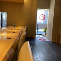 鮨 藤よし - 店内