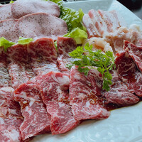 天空焼肉 星遊山 - お肉2人前　3000円コース