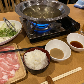 しゃぶしゃぶダイニング ROKUROKU_0