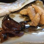 神港 - 「かますの卵」：甘塩っぱく煮付けにしてあって。。。「お酒、もう１本下さ～い♪」