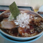 麺屋 陣丸 - 黒醤油チャーシュー麺大盛８７０円