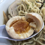 自家製太麺 渡辺 - 味玉