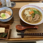 中華そば麦右衛門 - 