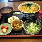 Genkai - ジャンボカツ丼大盛