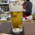 ごはんばー - 挨拶がわりの生ビール