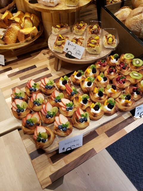 すももの木 通町筋 パン 食べログ すももの木 通町筋 パン 食べログ