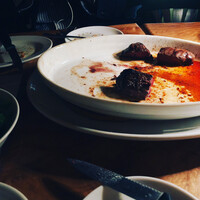 カルネジーオ イースト - 