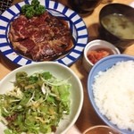 焼肉居酒屋 とんとん - 牛ハラミ定食 ¥850