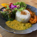 ULUWATU AMIGO - Upで