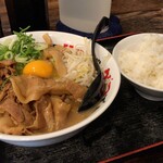 うだつ食堂 - 肉玉(大)＋飯