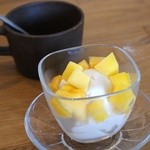 ハレイロ - プチデザート(ココナッツプリン･マンゴー)