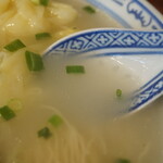 香港麺 新記 - スープUP
