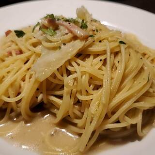 溜池山王駅でおすすめの美味しいピザをご紹介 食べログ