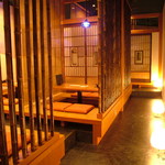 Goshuin Sen - 掘りごたつ式の座敷は4名から45名まで宴会可能