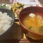 HAGI CAFE  - 