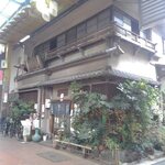 砂場 - 歴史を感じる建物