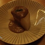 焼き鳥とワイン 萬鳥 - 大根ポルチーニ茸のソース