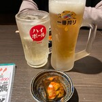 Uchouten - 生ビール、ハイボール、お通し