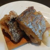 小野の離れ 博多本店 - 焼きと唐揚げ