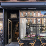 Snapdragon Coffee & Social Club - 店舗外観。