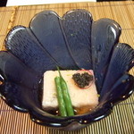 Kandami Ujinshita Shinkaika - 先付　蓴菜豆腐