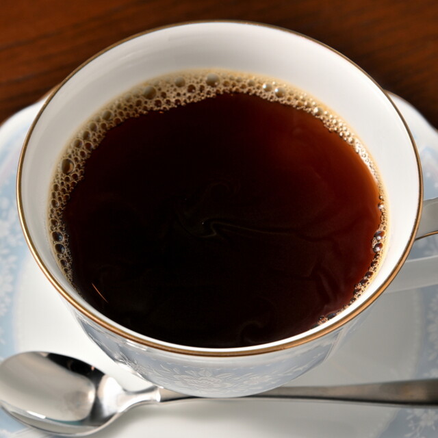 喫茶 ルミエ 弘前｜昭和レトロなカフェで過ごす癒しの時間