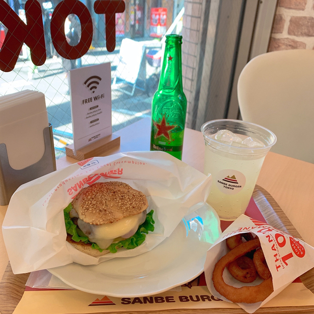 三瓶バーガー・トーキョー 下北沢店の料理の写真