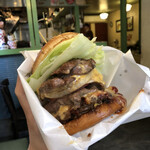 ベーカーバウンス - 『チャックアイビーフチーズバーガー￥1600』