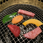 Hida Gyuu Yakiniku Kankoku Ryouri Maruaki - 