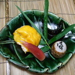 神田明神下 新開花 - 焼物　油目黄身醤油焼き・天子有馬煮・衣かつぎ・甘酢茗荷