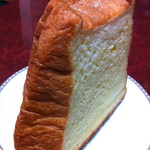 BOULANGERIE LA TERRE - パンドーロ（1/2）735円4点