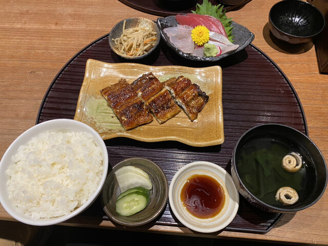 『四代目菊川御膳』by idanbo : うなぎ 四代目 菊川 グローバルゲート店 （よんだいめ きくかわ） - ささしまライブ/うなぎ [食べログ]