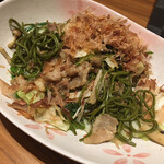 居酒家 くらと - 焼きそばの具は、豚、イカ、キャベツ、きのこ色々で具沢山です。