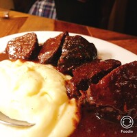 カルネジーオ イースト - 