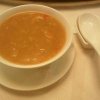 華正樓 本店 - 蟹肉入りフカヒレスープ