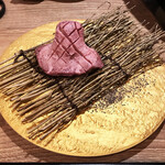 Matsuzakayakinikuresutoransudaku - 極上厚切り花咲タン（1,299円）
