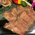YAKINIKU TORANOYA - 
