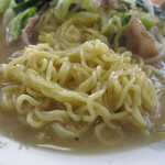 栄龍 - タンメンの麺
