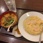 紫園 - 麺飯セット（海老チャーハン）　¥700
            小坦々麺追加　¥100